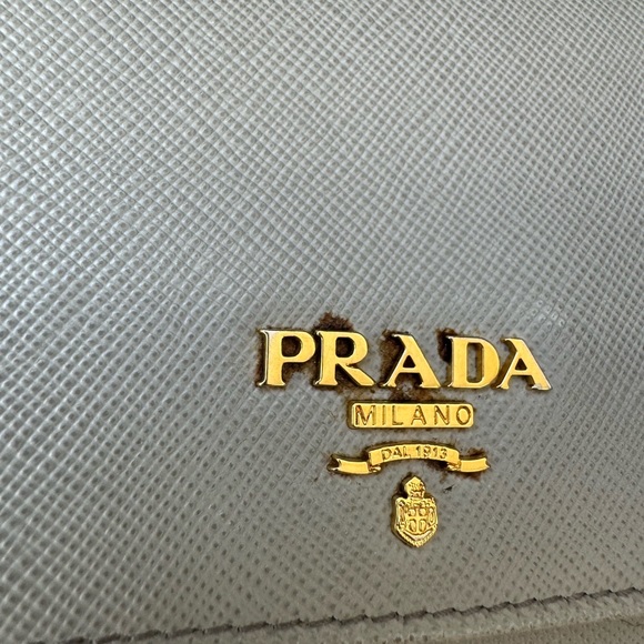 Prada Authentic Vintage Saffiano Leather Wallet - Picture 2 of 13